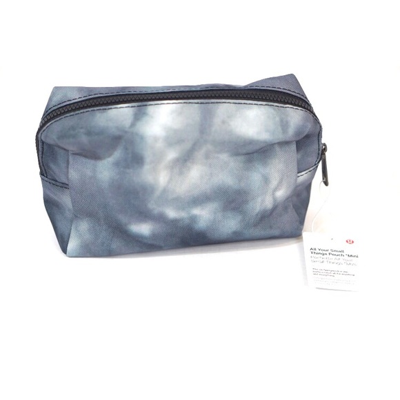 Lululemon All Your Small Things Pouch 4L - Picture 5 of 8